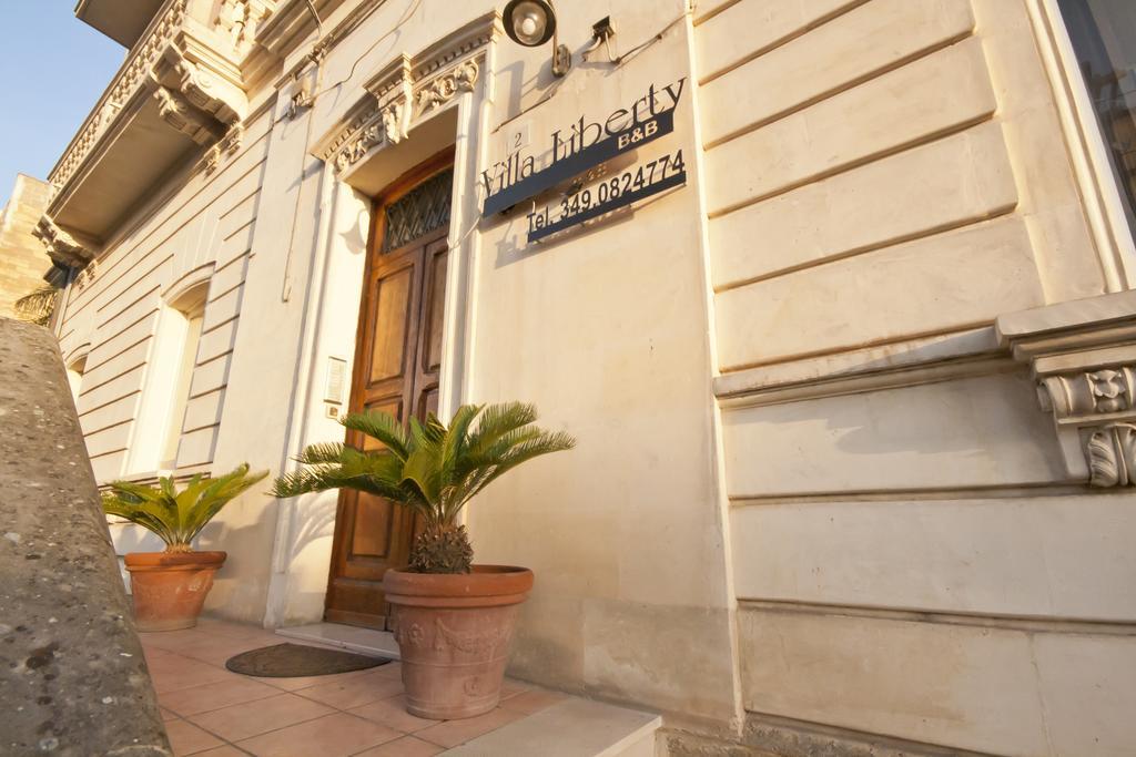 Villa Liberty Palazzo Gigante Lecce Exterior photo